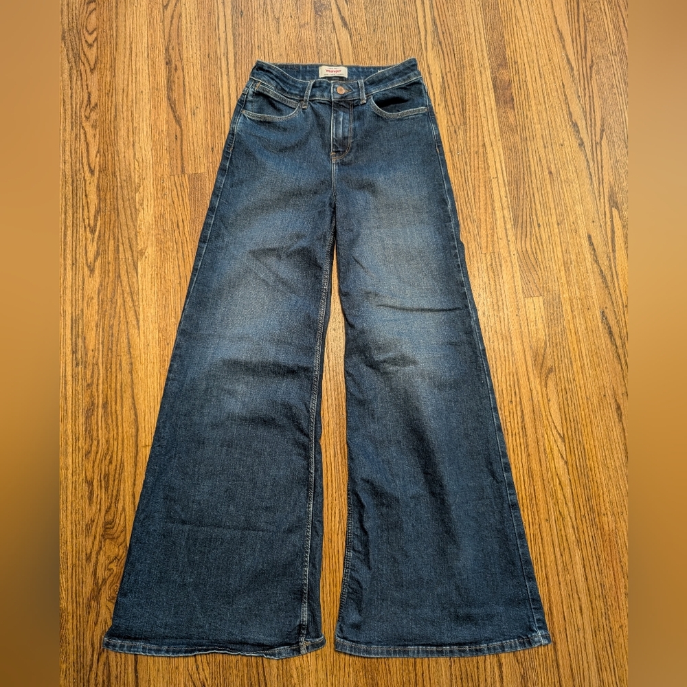 Wrangler Wide Leg Flare Jeans